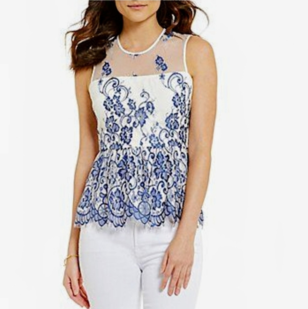 Devlin Embroidery Lace Peplum Top Small NWOT *P